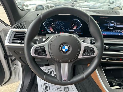 Certified 2025 BMW X5 xDrive40i w/ M Sport Package image 13