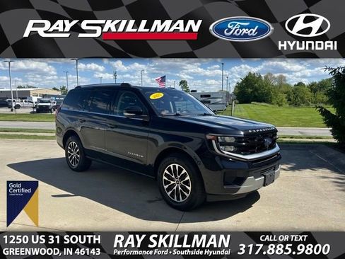 Certified 2025 Ford Expedition Platinum AWD/4WD image 1