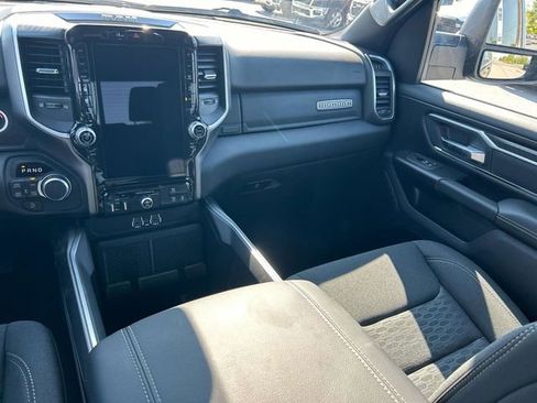 New 2026 RAM 1500 4x4 Crew Cab image 13