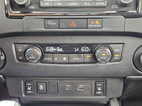 Used 2024 Nissan Frontier SL image 17