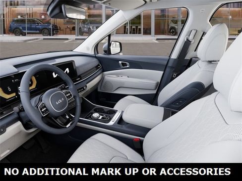 New 2026 Kia Carnival EX image 17