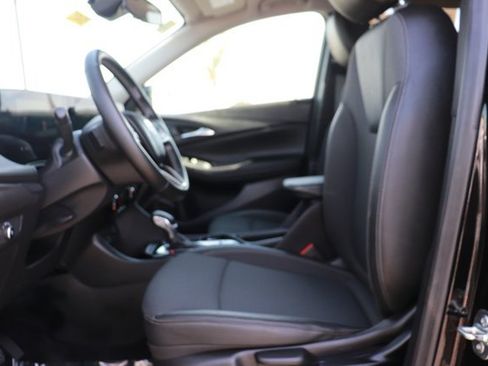 Used 2025 Buick Encore GX Preferred FWD image 11