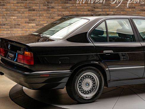Used 1995 BMW 540i Sedan image 9