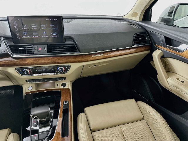Used 2023 Audi Q5 2.0T Prestige w/ Prestige Package AWD/4WD image 28