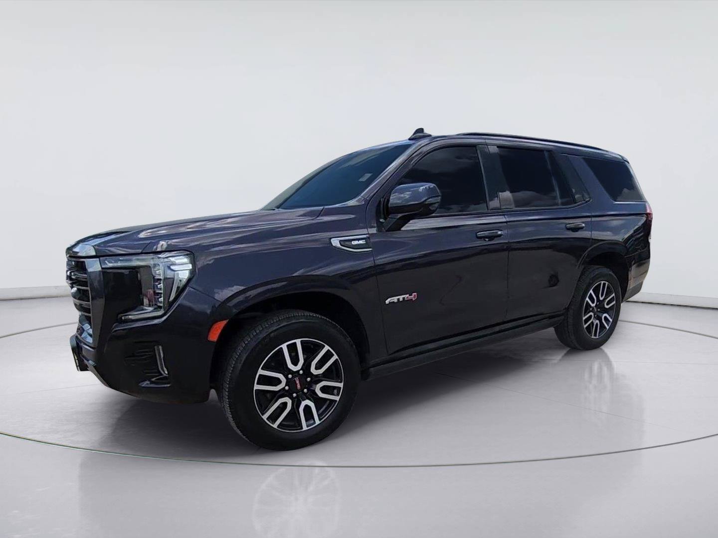 Certified 2023 GMC Yukon AT4 w/ AT4 Premium Plus Package AWD/4WD image 4