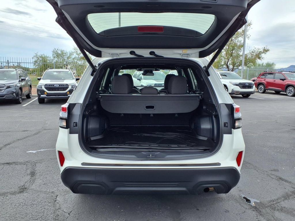 Used 2026 Subaru Forester Premium w/ Base/Premium Package AWD/4WD image 15