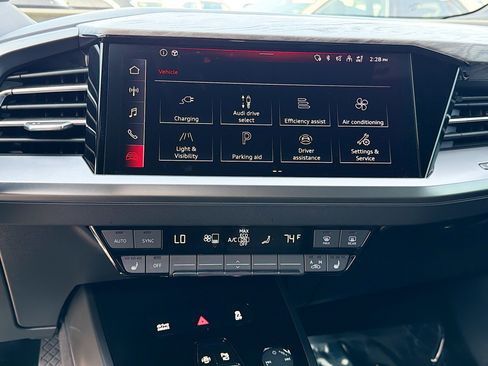 Used 2024 Audi Q4 e-tron Premium image 28