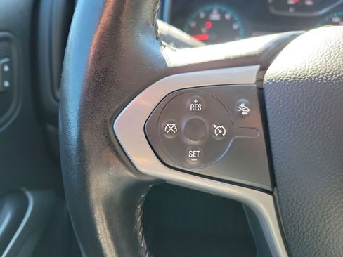 Used 2022 Chevrolet Colorado LT w/ Fleet Safety Package image 12