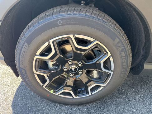 New 2025 Ford Bronco Sport Outer Banks w/ Outer Banks Tech Package+ AWD/4WD image 16