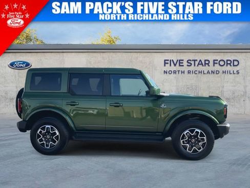 Used 2025 Ford Bronco Outer Banks image 10