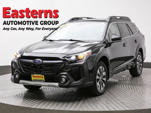 Used 2023 Subaru Outback Limited image 1