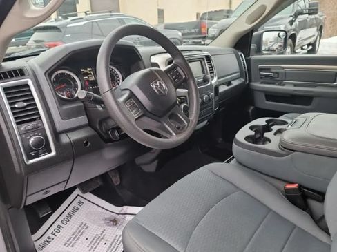 Used 2019 RAM 1500 Classic SLT AWD/4WD image 12