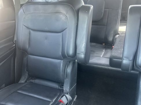 Used 2022 Ford Explorer XLT w/ Equipment Group 202A image 18