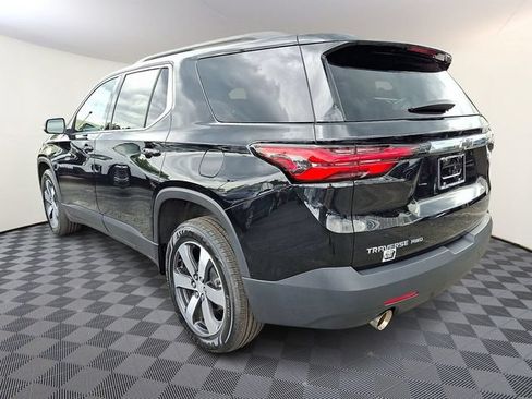 Certified 2023 Chevrolet Traverse LT w/ LT Premium Package AWD/4WD image 4