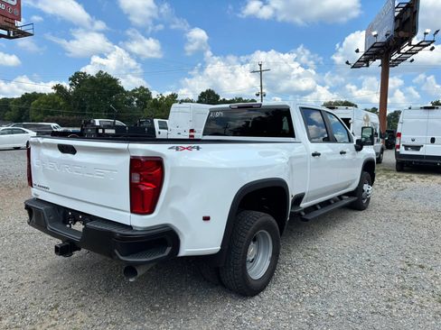 Used 2024 Chevrolet Silverado 3500 W/T AWD/4WD image 5