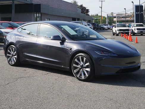 Used 2024 Tesla Model 3 Standard Range RWD image 46