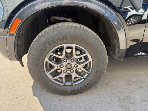 Used 2024 Ford Ranger XLT image 11