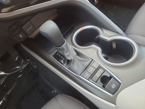 Certified 2024 Toyota Camry LE AWD/4WD image 20