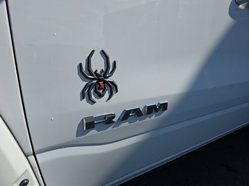 Used 2022 RAM 1500 Big Horn image 13