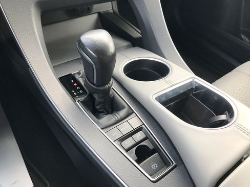 Used 2021 Toyota Avalon Limited w/ Advanced Safety Package FWD image 27
