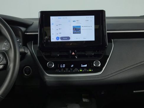 Used 2024 Toyota Corolla SE w/ SE Package image 24