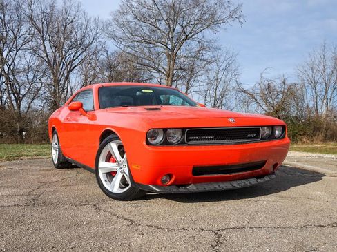 Used 2009 Dodge Challenger SRT8 w/ SRT Option Group II image 1