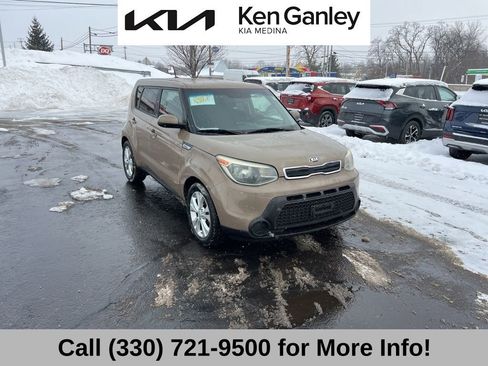 Used 2015 Kia Soul + image 6