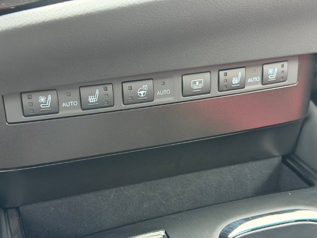 Used 2025 Lexus ES 350 F Sport w/ Accessory Package (Z1) FWD image 25
