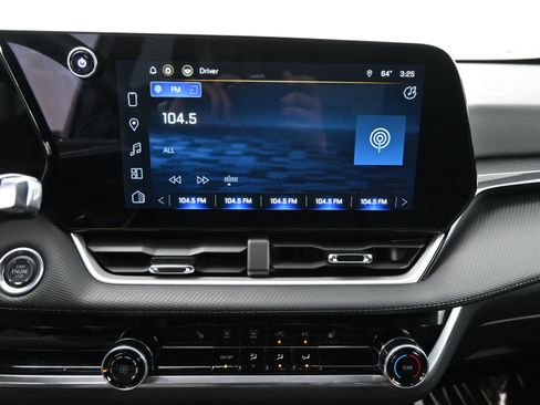 Used 2025 Chevrolet Equinox LT image 15