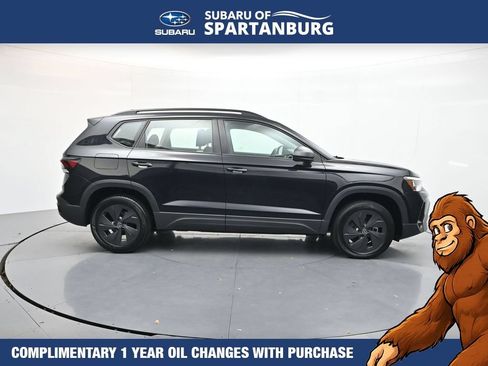 Used 2025 Volkswagen Taos S FWD image 9