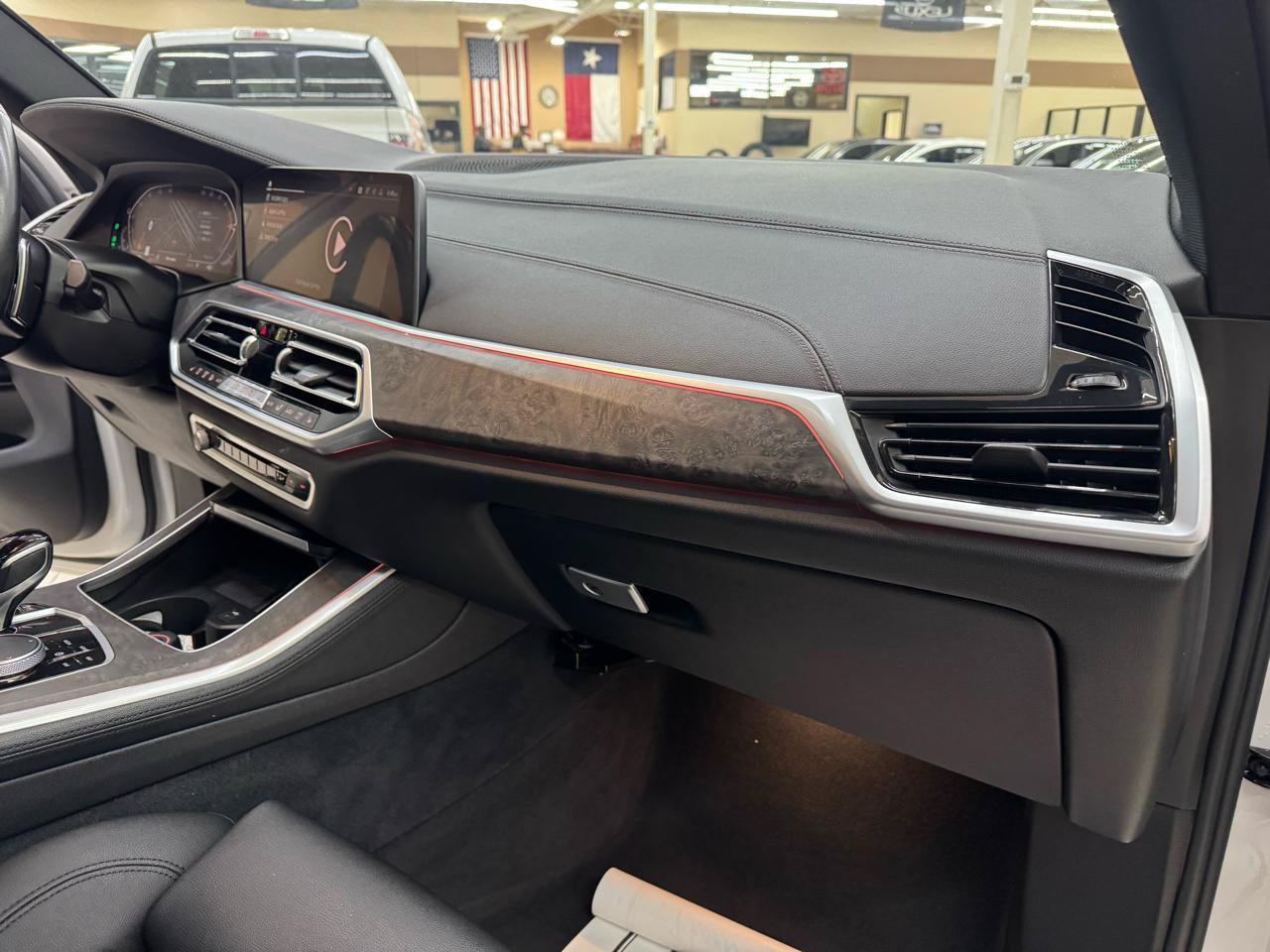 Used 2022 BMW X5 xDrive40i AWD/4WD image 41