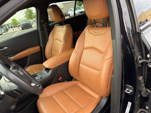 Used 2023 Cadillac XT4 Sport image 8