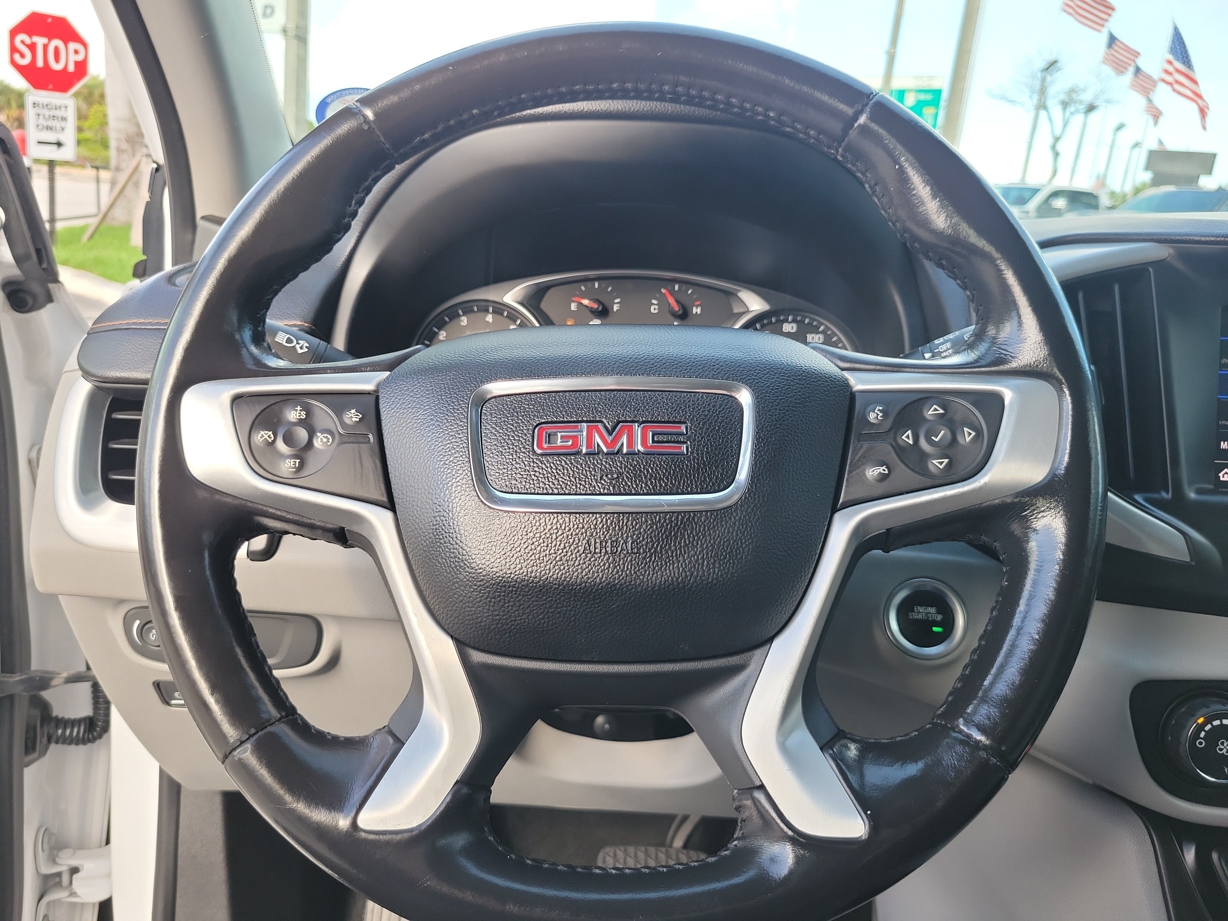 Used 2020 GMC Terrain SLE FWD image 18