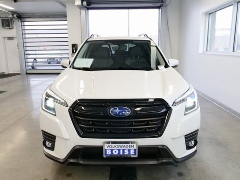 Used 2024 Subaru Forester Limited image 2