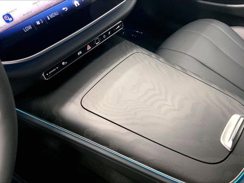 New 2026 Mercedes-Benz E 350 Sedan image 26