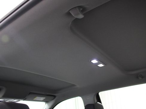 Used 2024 Chevrolet Silverado 2500 Custom RWD image 19