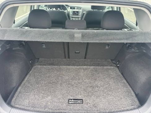 Used 2016 Volkswagen Golf S FWD image 25