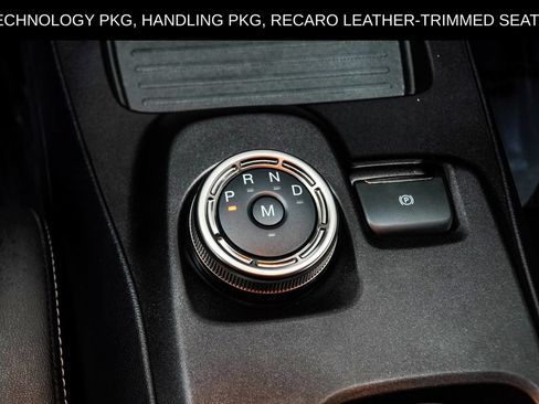 Used 2022 Ford Mustang Shelby GT500 w/ Technology Package RWD image 29