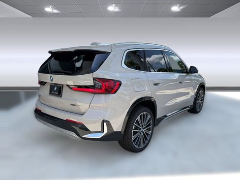 Used 2026 BMW X1 xDrive28i w/ Technology Package AWD/4WD image 9