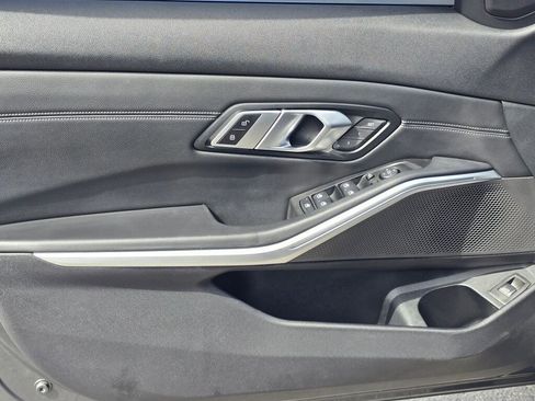 Used 2019 BMW 330i Sedan w/ Premium Package RWD image 21