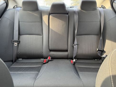 Used 2025 Nissan Altima 2.5 SV image 38