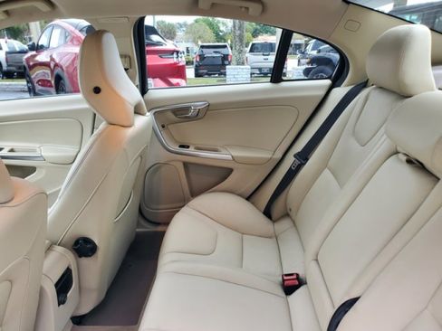 Used 2015 Volvo S60 T5 Premier image 28