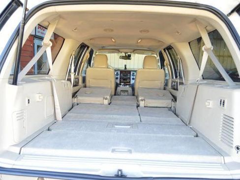 Used 2012 Ford Expedition EL XLT image 38