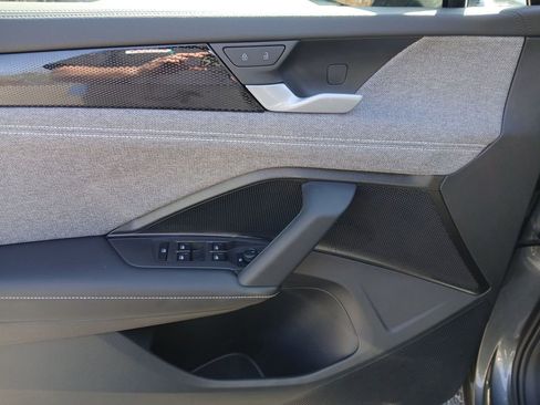 New 2026 Volkswagen Tiguan S image 11