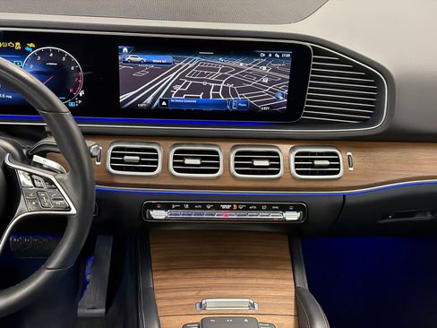 Used 2024 Mercedes-Benz GLE 350 4MATIC image 20