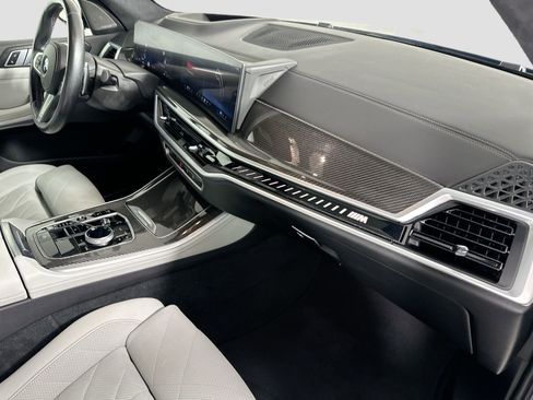 Certified 2024 BMW X5 M60i image 31