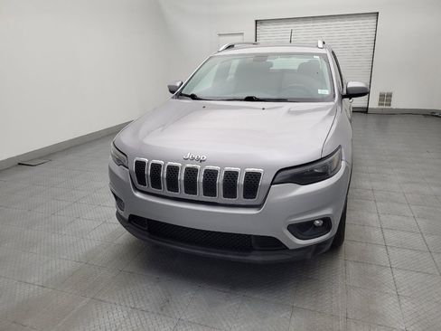 Used 2019 Jeep Cherokee Latitude w/ Cold Weather Group FWD image 15