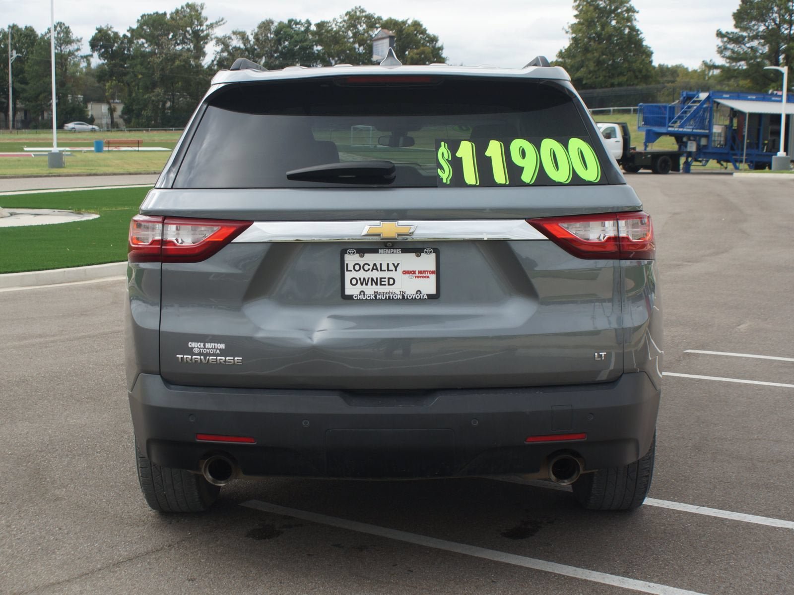 Used 2020 Chevrolet Traverse LT FWD image 3