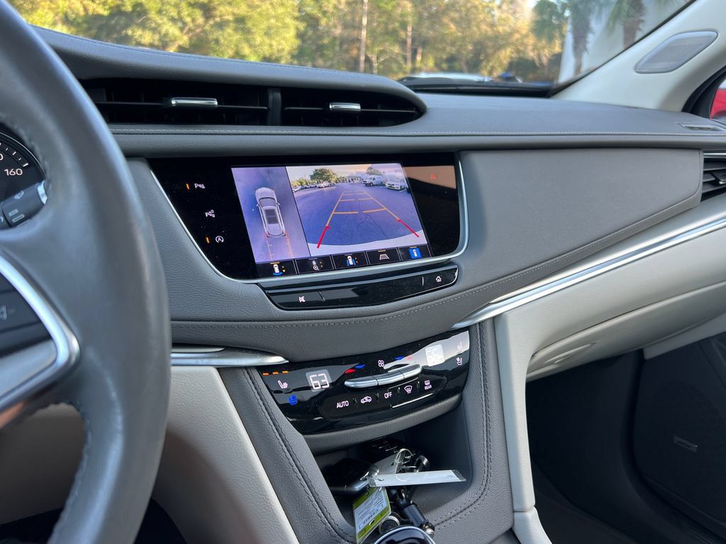 Used 2024 Cadillac XT5 Premium Luxury w/ Technology Package FWD image 19