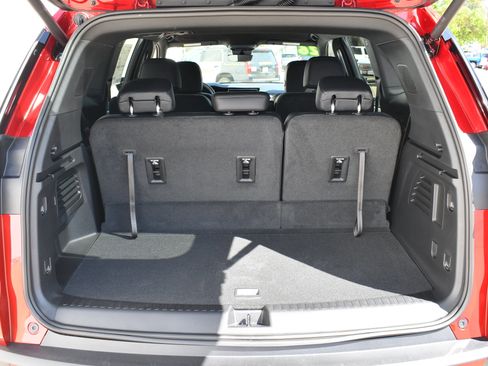 New 2026 GMC Acadia Elevation w/ Black Edition FWD image 8